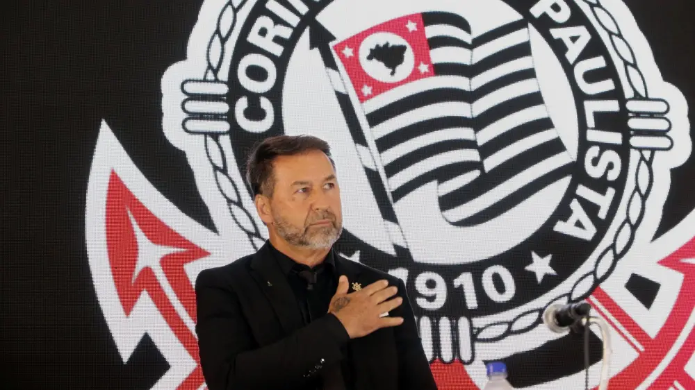 Corinthians aguarda quantia milionária para sanar dívidas