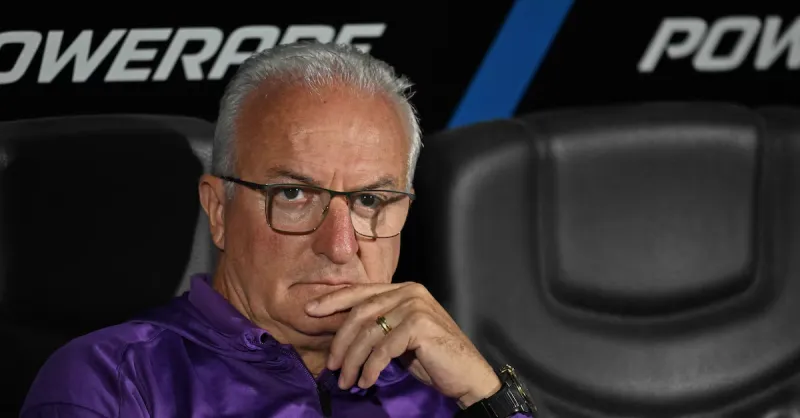 Corinthians: Dorival Júnior Busca Solução na Lateral Direita