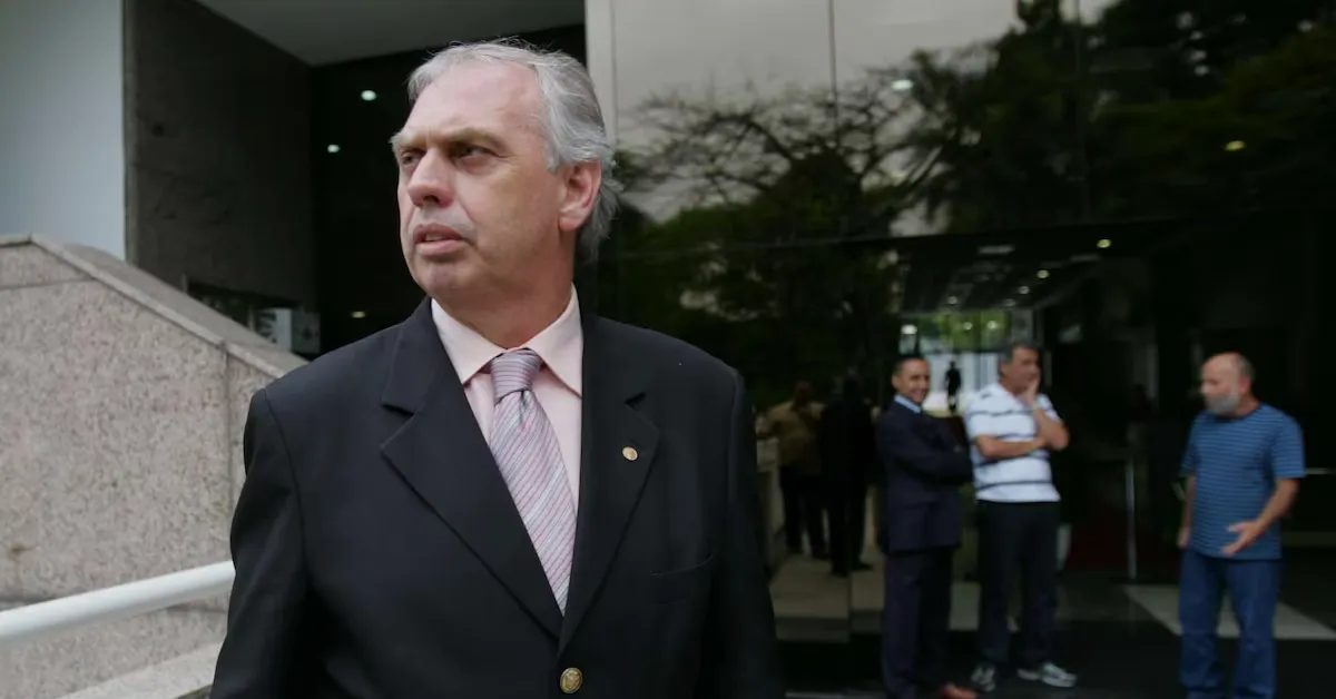 Corinthians: Gestão Interina Enfrenta Dívidas Milionárias e Caixa Zerado | Análise Financeira