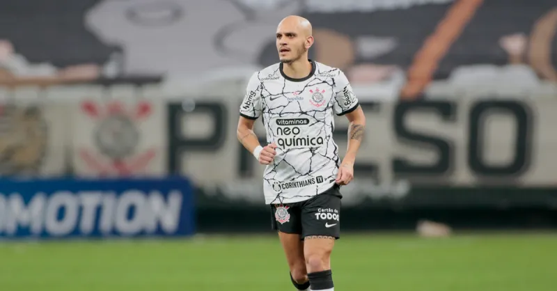 Fábio Santos: Tristeza com Corinthians, Glória do Mundial e Futuro do Futebol Brasileiro