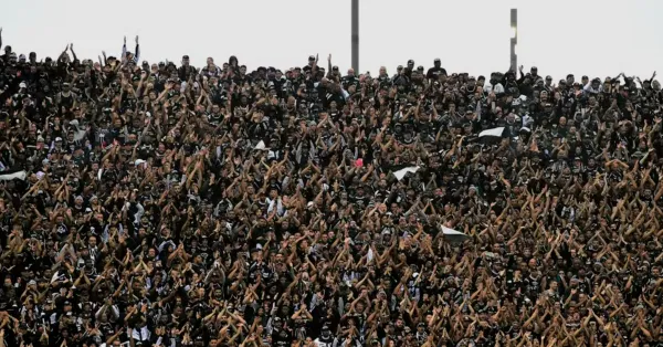 Corinthians: Biometria Facial na Neo Química Arena – O Fim da Transferência de Ingressos e o Impacto na Fiel