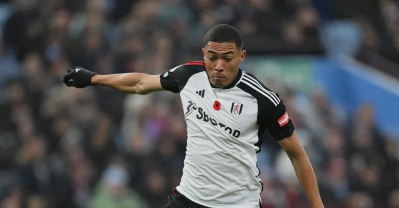 Corinthians Analisa Carlos Vinícius: Atacante Ex-Fulham e Premier League no Radar do Timão