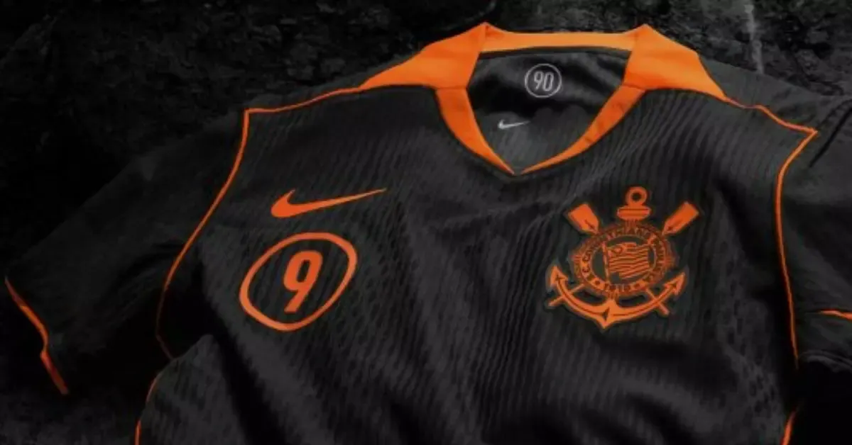 Corinthians Estreia Terceiro Uniforme Contra o Flamengo: Detalhes e Implicações