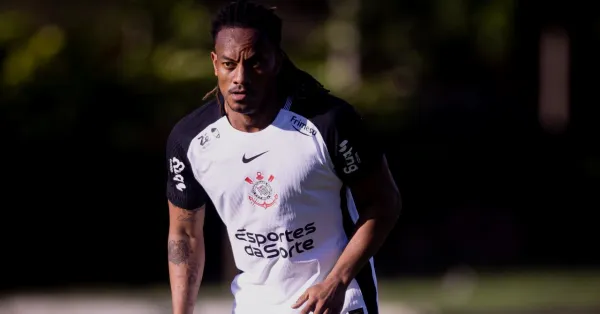 Carrillo Surpreende no Corinthians: Titularidade e Impacto Tático
