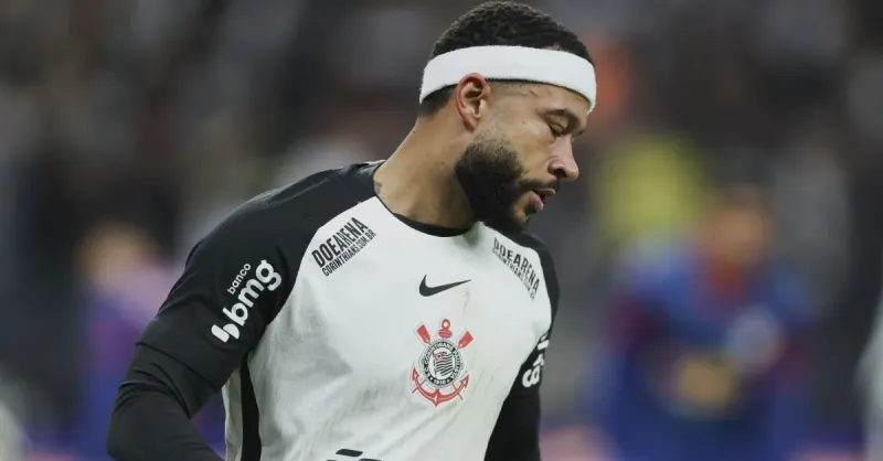 Memphis Depay Volta ao Corinthians: Detalhes da Ausência e Atraso no Rio