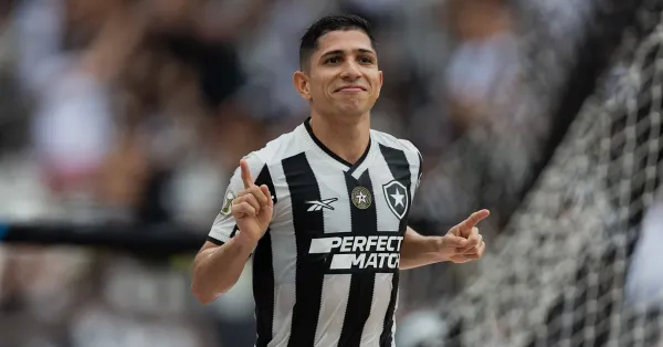 Savarino no Corinthians? Fluminense entra na briga pelo atacante