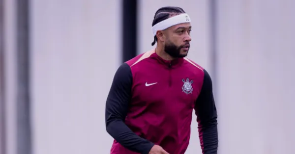 Memphis Depay estreia no Corinthians: temporada decisiva para renovação de contrato