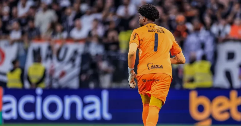 Hugo Souza celebra nova final com Corinthians e projeta decisão da Supercopa